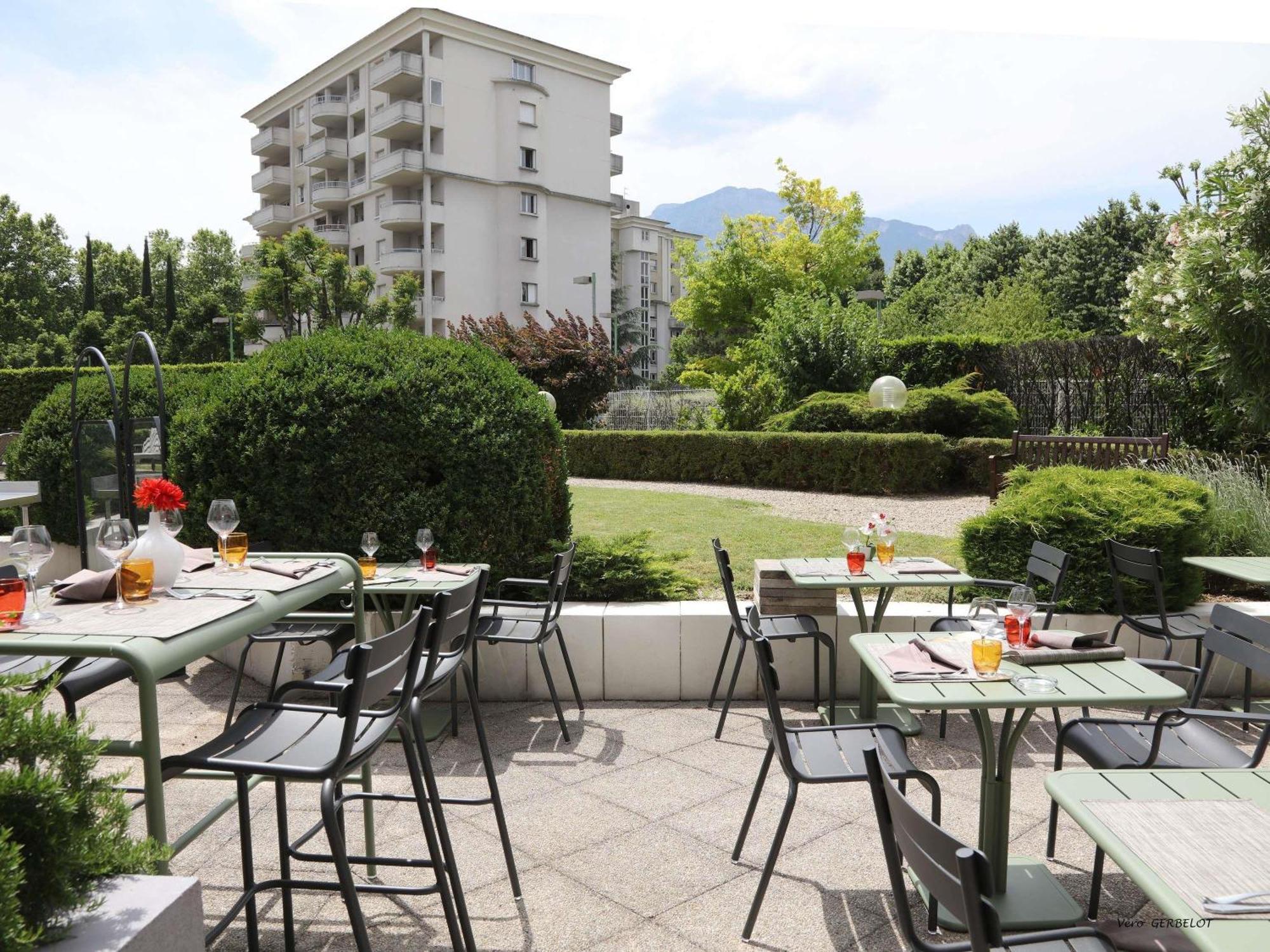 Mercure Grenoble Centre Porte Des Alpes Exterior foto